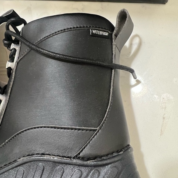 Ecilu Black Lace-Up Boots - Picture 6 of 12